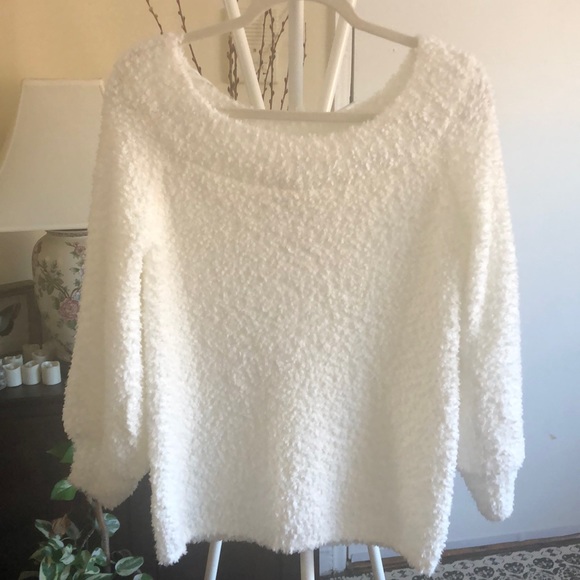 NWT Windsor Fluffy Plush White Sweater For Women-Warm and  Magical Look I M - Picture 4 of 15
